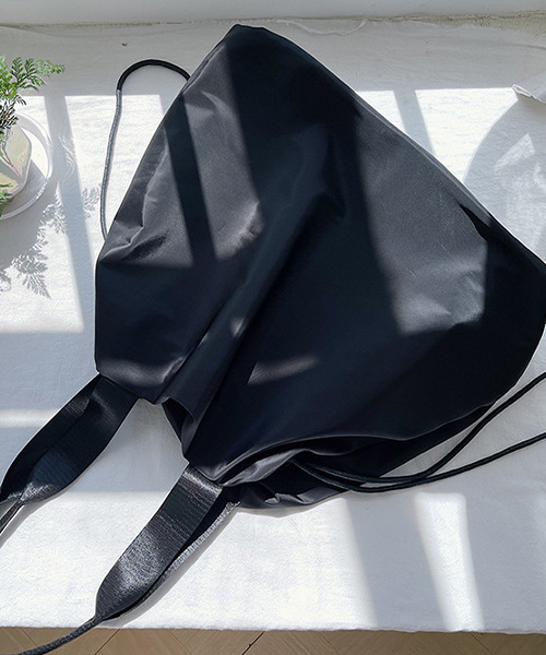 c.u.l(シーユーエル)の「【c.u.l】無地ナイロン 巾着ショルダーバッグ cula255(ショルダーバッグ・レディース・アイボリー/イエロー/グリーン/ブラック・FREE)」の18枚目の写真