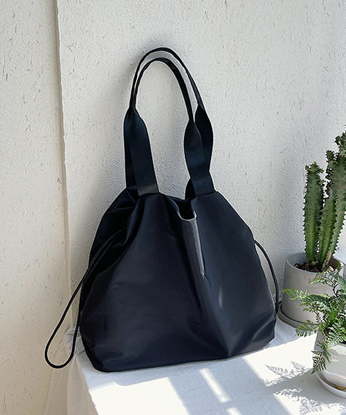 c.u.l(シーユーエル)の「【c.u.l】無地ナイロン 巾着ショルダーバッグ cula255(ショルダーバッグ・レディース・アイボリー/イエロー/グリーン/ブラック・FREE)」の19枚目の写真