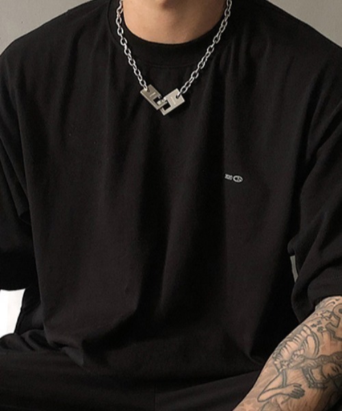 KOR（ケーオーアール）の「プレートロック チェーンネックレス チョーカー（ネックレス・メンズ・シルバー・FREE）」の13枚目の写真