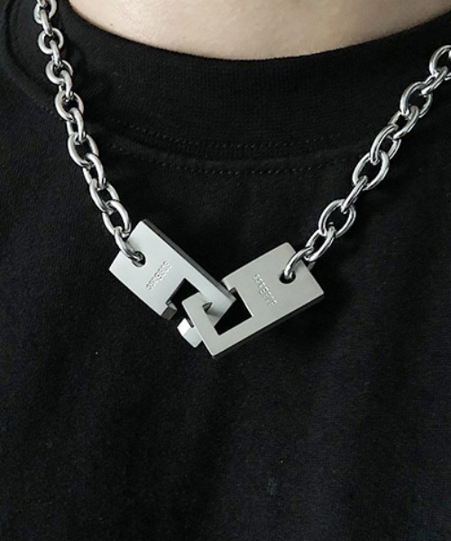 KOR（ケーオーアール）の「プレートロック チェーンネックレス チョーカー（ネックレス・メンズ・シルバー・FREE）」の3枚目の写真