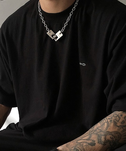 KOR（ケーオーアール）の「プレートロック チェーンネックレス チョーカー（ネックレス・メンズ・シルバー・FREE）」の14枚目の写真