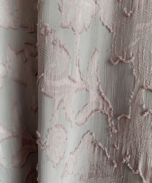 NICOLE CLUB(ニコル クラブ)の「【NICOLE CLUB】ジャガードチャイナブラウス(シャツ/ブラウス・レディース・ホワイト系/グレー系・MEDIUM)」の18枚目の写真