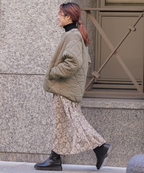 ITEMS URBANRESEARCH（アイテムズ アーバンリサーチ）の「中綿キルティングノーカラージャケット（その他アウター・レディース・ベージュ/ブラック/ライトベージュ/モカ・MEDIUM/SMALL/X-SMALL）」の9枚目の写真