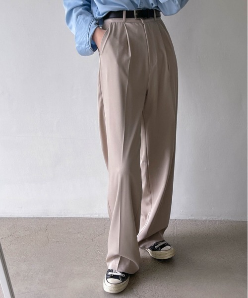 SONA（ソナ）の「SONYUNARA ピンタックストレートロングスラックス（スラックス・レディース・ブラック/ダークグレー/ベージュ・SMALL/MEDIUM）」の6枚目の写真