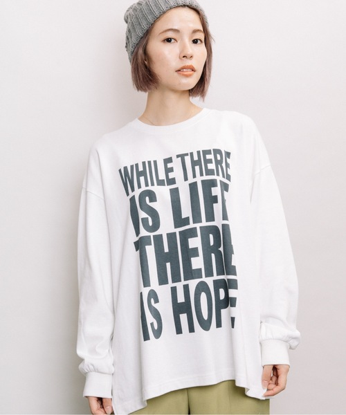 refinedworks（リファインドワークス）の「ビックロゴプリント長袖Tシャツ（Tシャツ/カットソー・レディース・チャコールグレー/ベージュ/オフホワイト・FREE）」の20枚目の写真