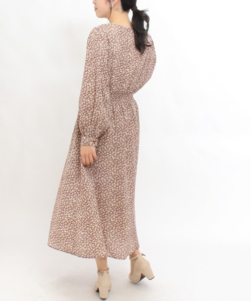 ASTORIA ODIER(アストリアオディール)の「小花柄パイピングワンピース(ワンピース・レディース・ブラック/モカ・MEDIUM)」の15枚目の写真