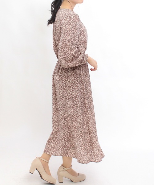 ASTORIA ODIER(アストリアオディール)の「小花柄パイピングワンピース(ワンピース・レディース・ブラック/モカ・MEDIUM)」の16枚目の写真