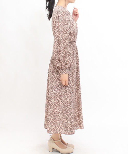 ASTORIA ODIER(アストリアオディール)の「小花柄パイピングワンピース(ワンピース・レディース・ブラック/モカ・MEDIUM)」の20枚目の写真
