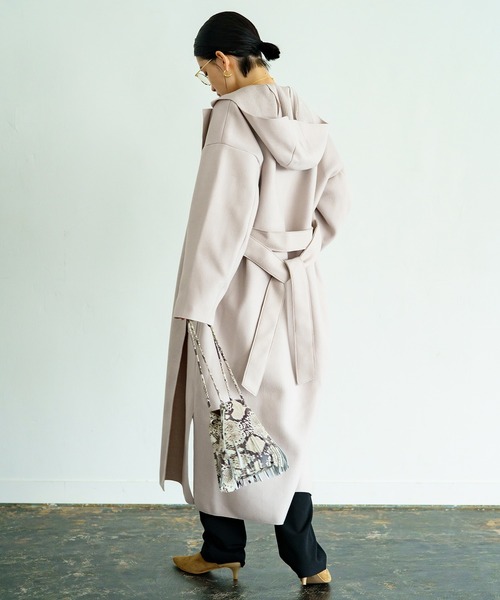 LOUNGEDRESS（ラウンジドレス）の「ニットフーディーコート（ノーカラーコート・レディース・チャコールグレー/モカ/グレイッシュベージュ・FREE）」の20枚目の写真