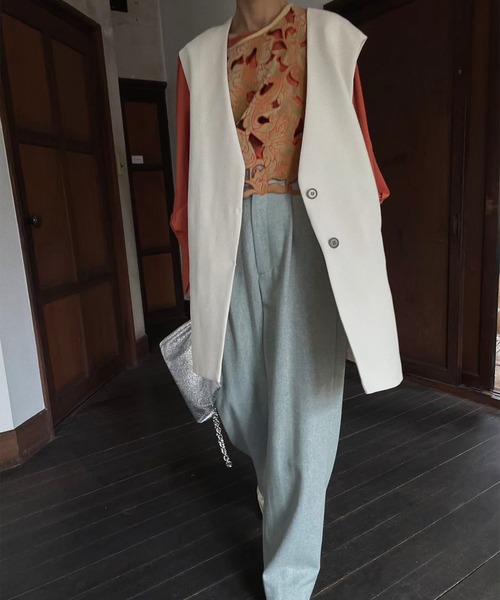 Ameri（アメリ）の「UND RENEE VELOUR VEST WITH BLOUSE（シャツ/ブラウス・レディース・ブラック/オレンジ/グリーン・FREE）」の13枚目の写真