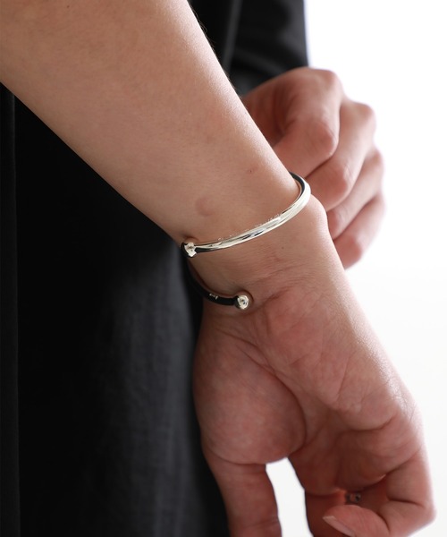 アクセサリー Wakan Silver Smith/ Double ball bangle WAKAN SILVER SMITH】Double ball Twist bangle