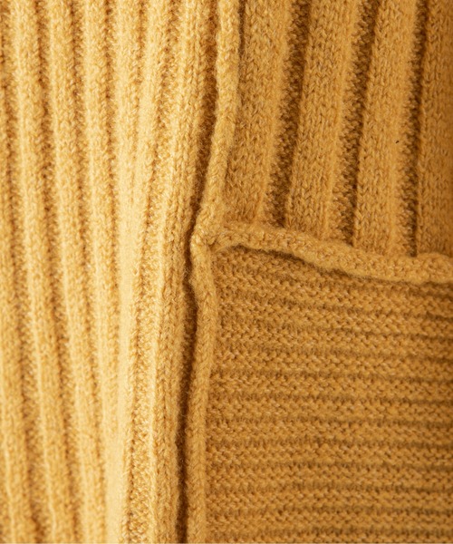 ANGIE（アンジー）の「ハイネックリブ切り替えニットプルオーバー（タートルネック）（ニット/セーター・レディース・ブラック/ベージュ/ブラウン/ピンク/イエロー/グリーン/アイボリー・FREE）」の22枚目の写真