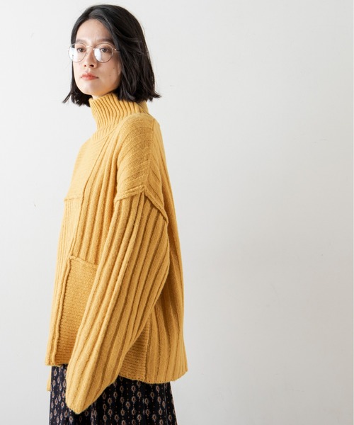 ANGIE（アンジー）の「ハイネックリブ切り替えニットプルオーバー（タートルネック）（ニット/セーター・レディース・ブラック/ベージュ/ブラウン/ピンク/イエロー/グリーン/アイボリー・FREE）」の18枚目の写真