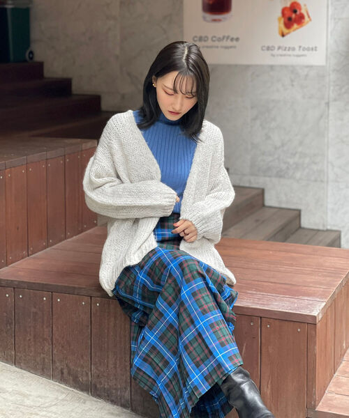 TRICOTS JEAN MARC（トリコットジーンマルク）の「【TRICOTS JEAN MARC/トリコ・ジャン マルク】CESAME モヘヤニットカーディガン（カーディガン/ボレロ・レディース・チャコールグレー/オフホワイト・38）」の21枚目の写真