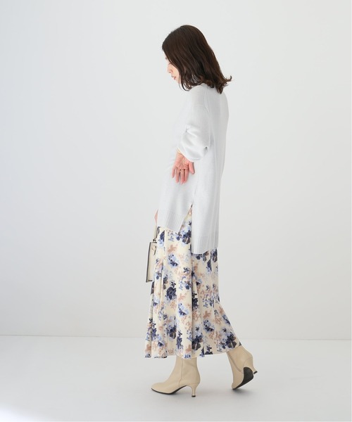 La TOTALITE(ラトータリテ)の「ボカシフラワープリントスカート【手洗い可能】(スカート・レディース・ブラック/アイボリー・38/36)」の20枚目の写真