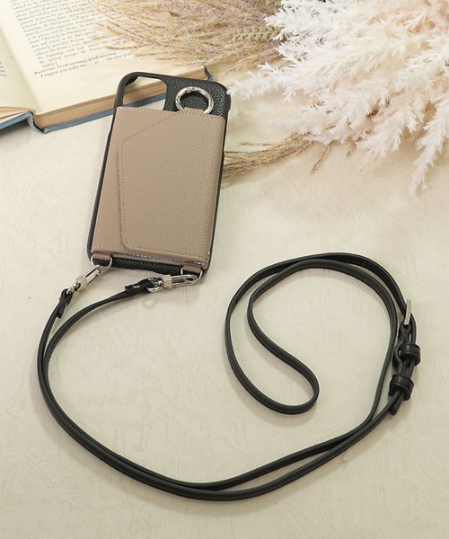 ensemble(皮革ブランド)（アンサンブル）の「【ensemble 正規品】【 ensemble / アンサンブル 】PORTE(ベルト付き) バイカラー 鏡 カードケース付きiPhoneケース E811001 VCT（スマホケース/カバー・レディース・ブラック/グレー/ベージュ・3/5/2/4/6/7/11/12/10）」の2枚目の写真