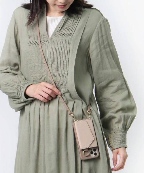 ensemble(皮革ブランド)（アンサンブル）の「【ensemble 正規品】【 ensemble / アンサンブル 】PORTE(ベルト付き) バイカラー 鏡 カードケース付きiPhoneケース E811001 VCT（スマホケース/カバー・レディース・ブラック/グレー/ベージュ・3/5/2/4/6/7/11/12/10）」の17枚目の写真