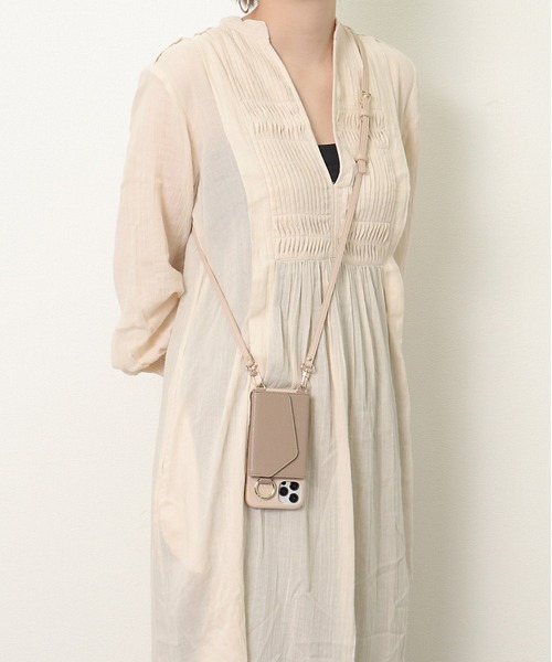 ensemble(皮革ブランド)（アンサンブル）の「【ensemble 正規品】【 ensemble / アンサンブル 】PORTE(ベルト付き) バイカラー 鏡 カードケース付きiPhoneケース E811001 VCT（スマホケース/カバー・レディース・ブラック/グレー/ベージュ・3/5/2/4/6/7/11/12/10）」の12枚目の写真