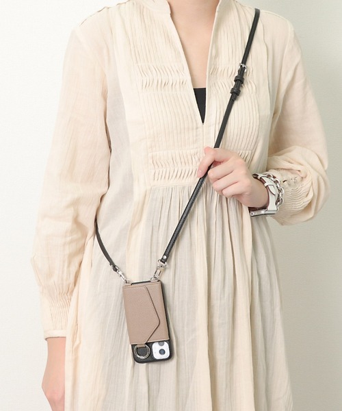 ensemble(皮革ブランド)（アンサンブル）の「【ensemble 正規品】【 ensemble / アンサンブル 】PORTE(ベルト付き) バイカラー 鏡 カードケース付きiPhoneケース E811001 VCT（スマホケース/カバー・レディース・ブラック/グレー/ベージュ・3/5/2/4/6/7/11/12/10）」の21枚目の写真