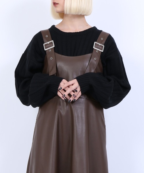 PUNYUS（プニュズ）の「フェイクレザージャンパースカート（ジャンパースカート・レディース・ブラック/ブラウン・4/3/2/1）」の17枚目の写真