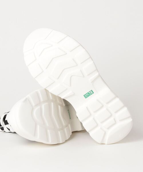 WC（ダブル シー）の「ボリュームソールスニーカー（スニーカー・レディース・ブラック・SMALL/MEDIUM）」の2枚目の写真