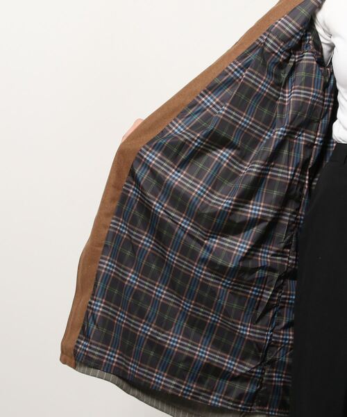 sandy（サンディー）の「ストライプ切り替えステンカラータックコート（ステンカラーコート・レディース・ネイビー/キャメル/チャコール・FREE）」の6枚目の写真