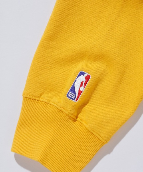 XLARGE（エクストララージ）の「LAKERS MIX LOGO PULLOVER HOODED SWEAT（パーカー・メンズ・グレー/イエロー・S/M/L/XL）」の10枚目の写真