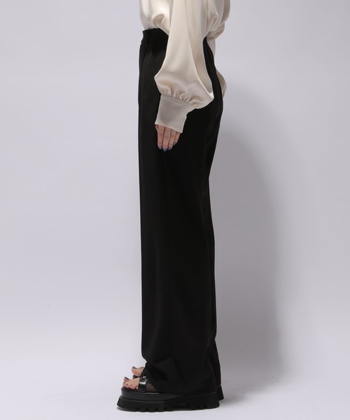 HARE（ハレ）の「カラーソフトワイドフレアパンツ(HARE)（その他パンツ・レディース・ブラック/ブルー/グリーン・SMALL/MEDIUM）」の7枚目の写真