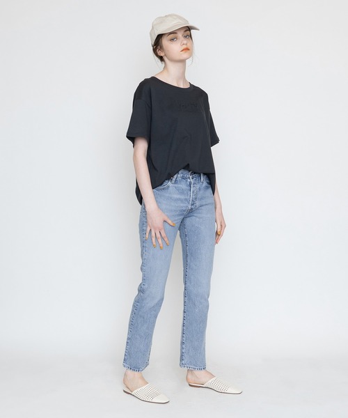 Levi's（リーバイス）の「501(R) JEANS FOR WOMEN STONEWARE（デニムパンツ・レディース・インディゴブルー・26inch/24inch/25inch/27inch/23inch/29inch/30inch/28inch）」の6枚目の写真