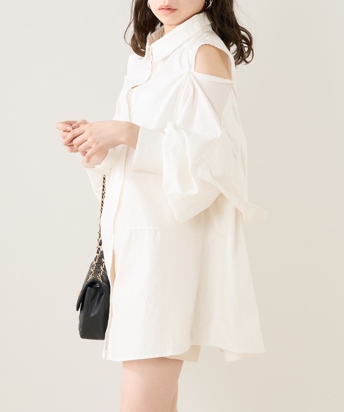 Chico（チコ）の「【Web限定】バックねじり肩開きシャツ（シャツ/ブラウス・レディース・ホワイト/ブルー系その他2/ブラック系その他/ピンク系その他2・FREE）」の14枚目の写真