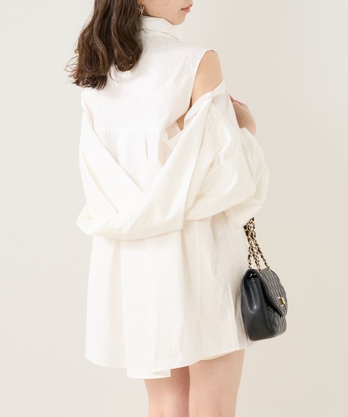 Chico（チコ）の「【Web限定】バックねじり肩開きシャツ（シャツ/ブラウス・レディース・ホワイト/ブルー系その他2/ブラック系その他/ピンク系その他2・FREE）」の13枚目の写真