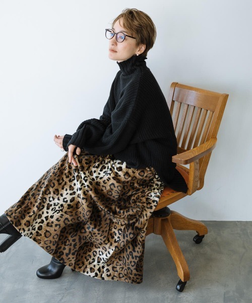 oblekt（オブレクト）の「オーガニックコットンブレンド畦タートルニット（Tシャツ/カットソー・レディース・グレー/オフホワイト・ONE SIZE）」の7枚目の写真