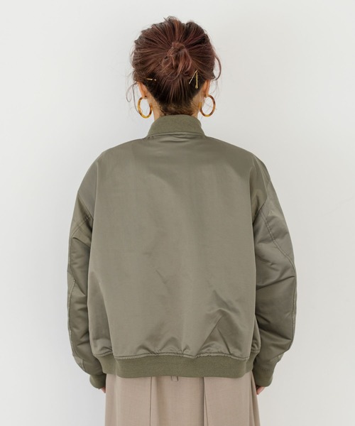 studio CLIP(スタディオクリップ)の「【低身長向けアイテム/WEB限定】MA-1(MA-1・レディース・ベージュ/カーキ・FREE)」の12枚目の写真