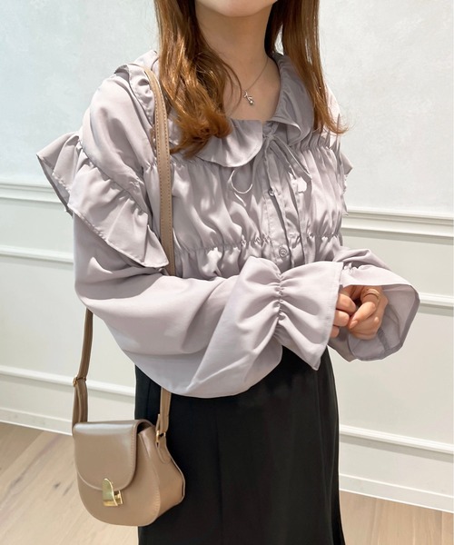apres jour(アプレジュール)の「アソートラッフルブラウス【ZOZOTOWN限定アイテム】(シャツ/ブラウス・レディース・ピンク系その他/オフホワイト/ライトグレー/ブルー系その他・フリー/X-LARGE)」の3枚目の写真