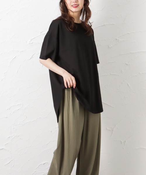 Mac-House（マックハウス）の「SARARI サラリ チュニック丈Tシャツ（Tシャツ/カットソー・レディース・ブラック/グレー/ブルー/グレイッシュベージュ・フリー）」の7枚目の写真