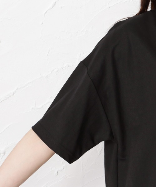 Mac-House（マックハウス）の「SARARI サラリ チュニック丈Tシャツ（Tシャツ/カットソー・レディース・ブラック/グレー/ブルー/グレイッシュベージュ・フリー）」の12枚目の写真