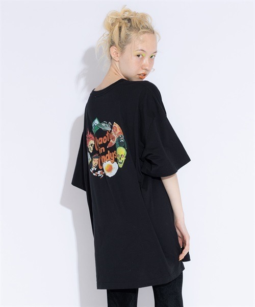 Candy Stripper（キャンディストリッパー）の「CHAOTIC IN CANDYS BIG Tシャツ（Tシャツ/カットソー・レディース・ブラック/ライトブルー/グリーン/オフホワイト・2）」の9枚目の写真