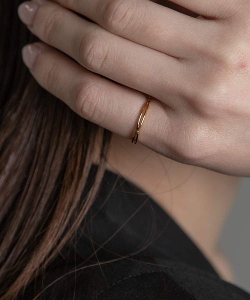 SMELLY（スメリー）の「silver925ツイストオープンリング（リング・レディース・シルバー/ゴールド・-）」の7枚目の写真