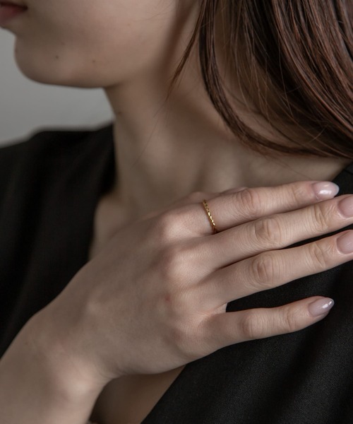 SMELLY（スメリー）の「silver925ツイストオープンリング（リング・レディース・シルバー/ゴールド・-）」の10枚目の写真