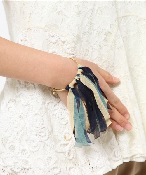 Kastane（カスタネ）の「【Kastane】チュールヘアゴム（その他ヘアアクセサリー・レディース・ブルー系その他/ピンク系その他/ブラック系その他/その他・FREE）」の5枚目の写真