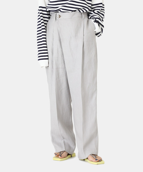 BALLAST ARK（バラストアーク）の「BALLAST ARK / バラストアーク：TUCK EASY PANTS：BA05-P002[AST]（スラックス・メンズ・グレー系その他/ブラック・M/L）」の8枚目の写真