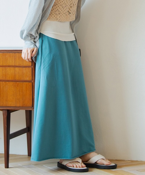 Crisp(クリスプ)の「リラックスマーメイドスカート(スカート・レディース・ブラック/グレー/ブルー・FREE)」の1枚目の写真