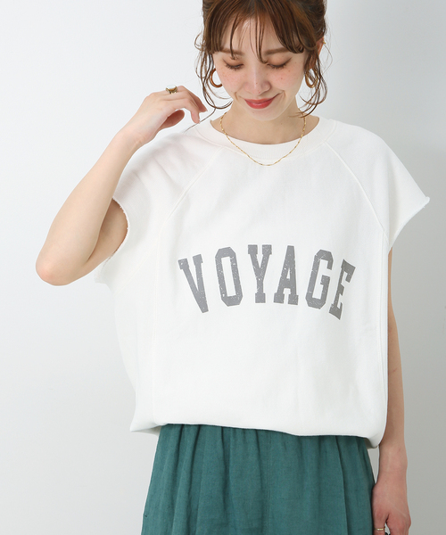 B.C STOCK(ベーセーストック)の「カットオフ裏毛プリントベスト(Tシャツ/カットソー・レディース・ホワイト/ベージュ/ネイビー・FREE)」の2枚目の写真