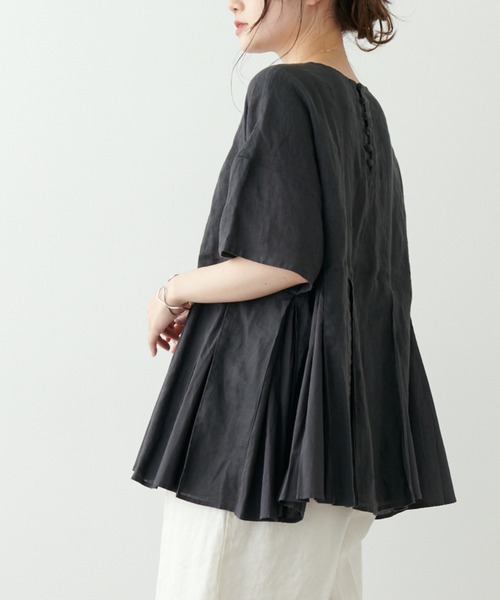 PUAL CE CIN(ピュアルセシン)の「フレンチリネン 製品染フレアブラウス(シャツ/ブラウス・レディース・ベージュ/ブルー/チャコール・FREE)」の2枚目の写真