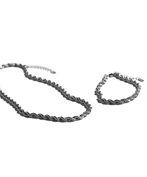 glamb（グラム）の「Hold Tight Chain Bracelet / ホールドタイトチェーンブレスレット（ブレスレット・メンズ・シルバー・FREE）」の3枚目の写真