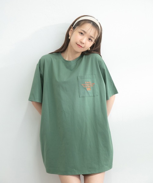 ADIRA(アディラ)の「ユニセックス刺繍ポケT(Tシャツ/カットソー・レディース・チャコールグレー/グリーン・LARGE)」の2枚目の写真