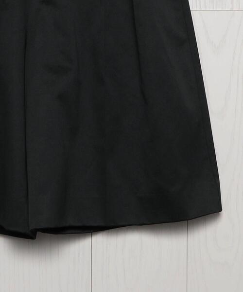 H　BEAUTY&YOUTH UNITED ARROWS（エイチビューティーアンドユースユナイテッドアローズ）の「＜H＞COTTON SATIN TUCK HALF PANTS/パンツ（その他パンツ・レディース・ホワイト/ブラック・S/M）」の12枚目の写真