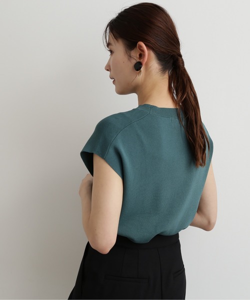 NATURAL BEAUTY BASIC(ナチュラルビューティーベーシック)の「総針モックネックニット(ニット/セーター・レディース・ブラウン/ライトグリーン/ベージュ/ブラック・MEDIUM)」の5枚目の写真