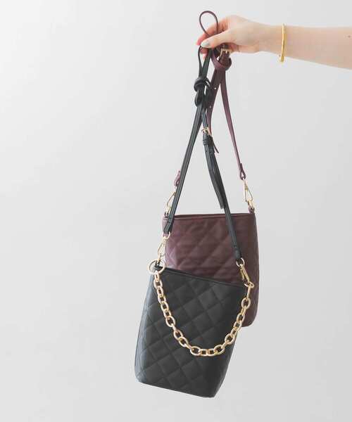 RODE SKO（ロデスコ）の「キルティングチェーン2WAYショルダー（ショルダーバッグ・レディース・ブラック/ベージュ系その他/レッド系その他・ONE）」の11枚目の写真