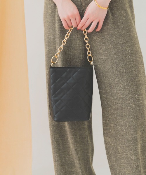 RODE SKO（ロデスコ）の「キルティングチェーン2WAYショルダー（ショルダーバッグ・レディース・ブラック/ベージュ系その他/レッド系その他・ONE）」の22枚目の写真